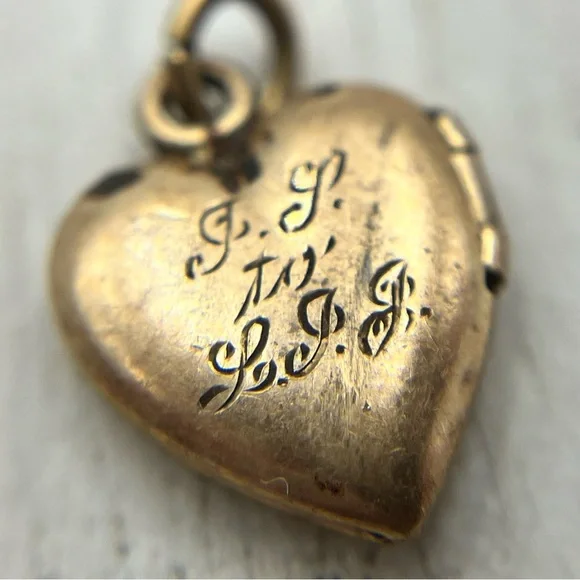 Vintage 10k Gold Heart Pendant/charm - Picture 4 of 7